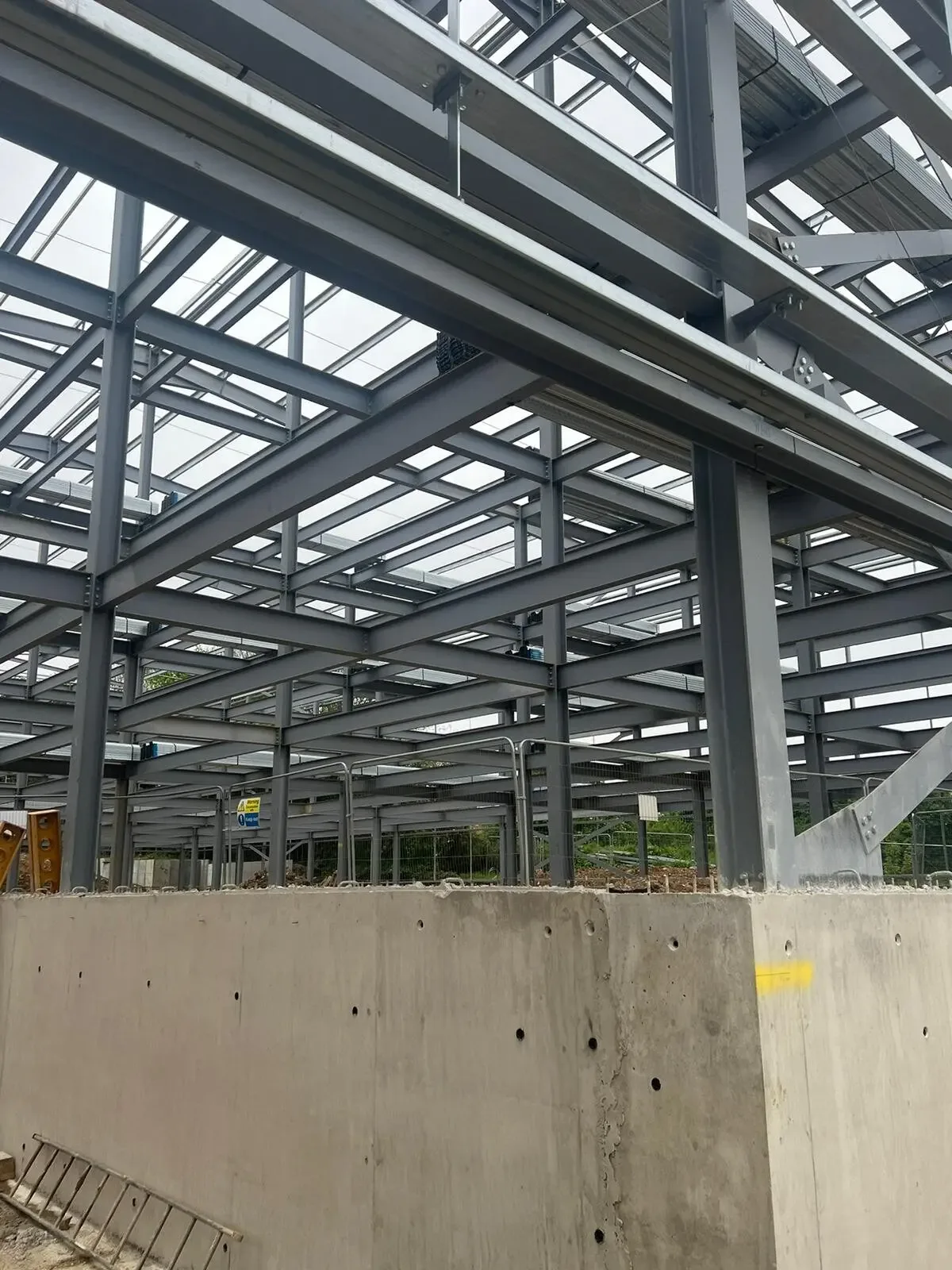 Intumescent paint structural steel — Manchester, Chorlton-cum-Hardy M21: structural steel frame during construction.